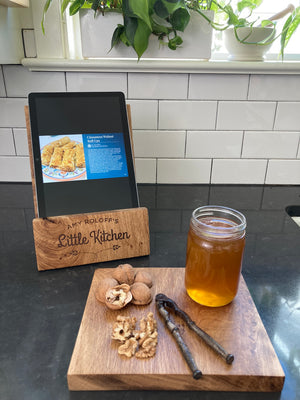Amy Roloff's Little Kitchen Cookbook Stand - Cutting Board - EDISON & CONCORD